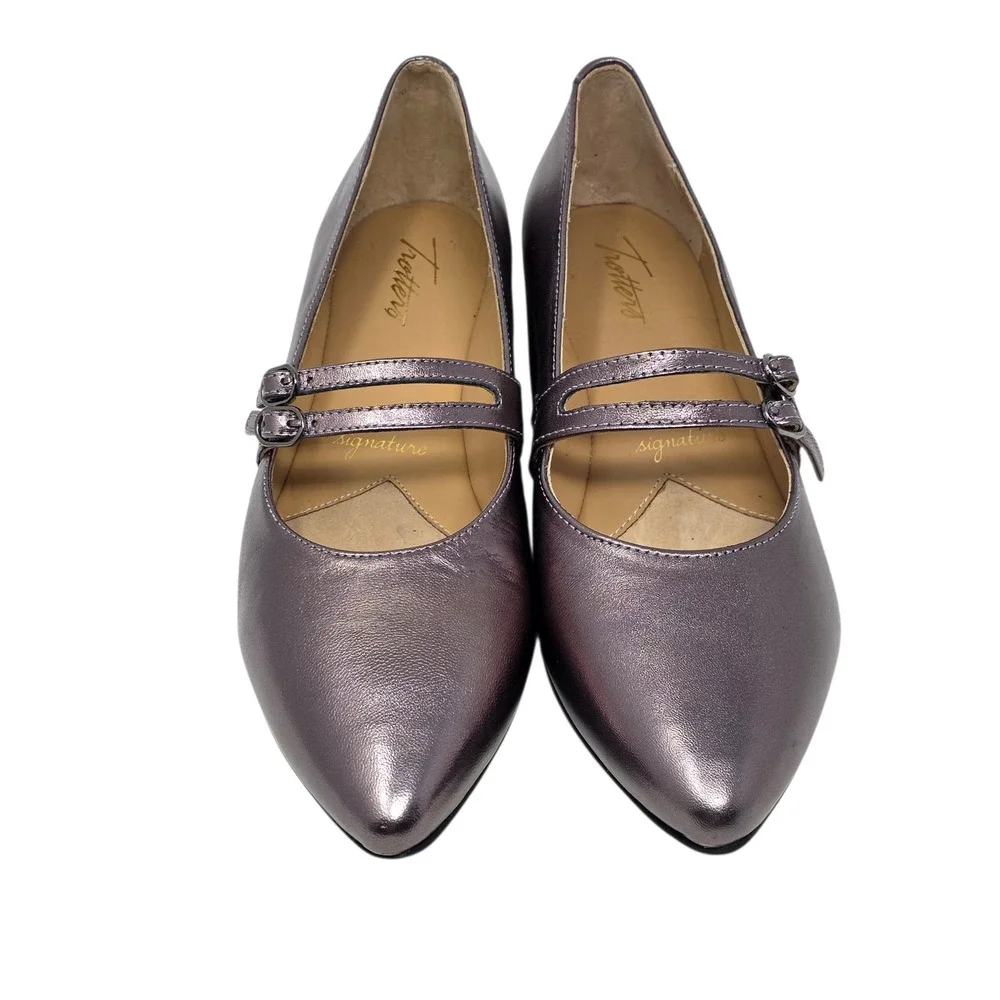 Trotters Emerald Pointed Toe Mary Jane Flats Pewter Metallic Leather 10 NIB $150